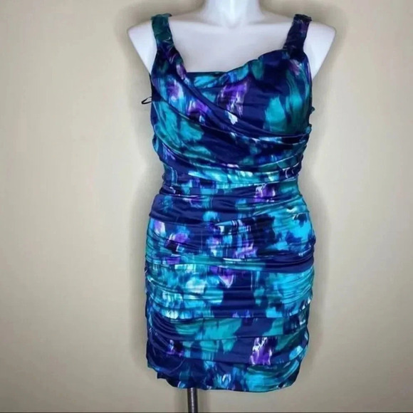 - Express Design Studio mini dress - Picture 1 of 10